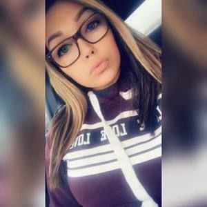 Meet your Posher, Amber